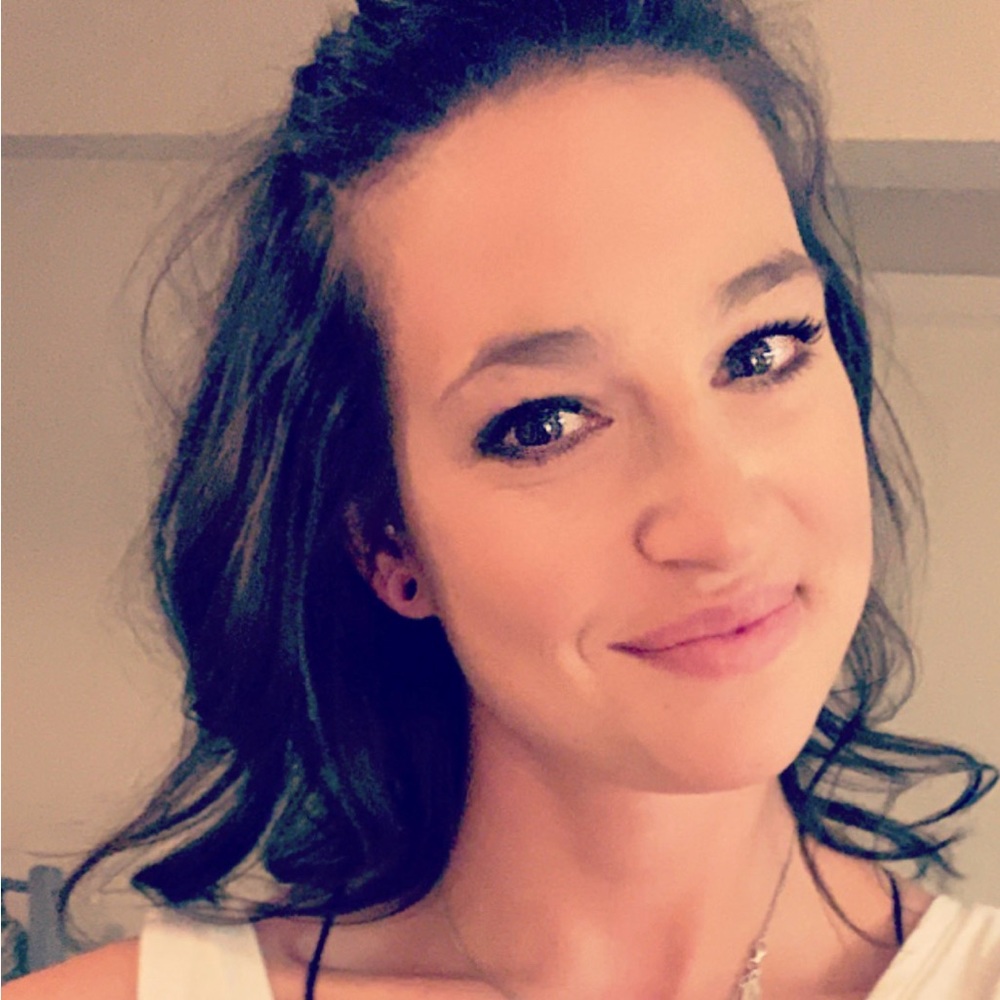Meet your Posher, Amy